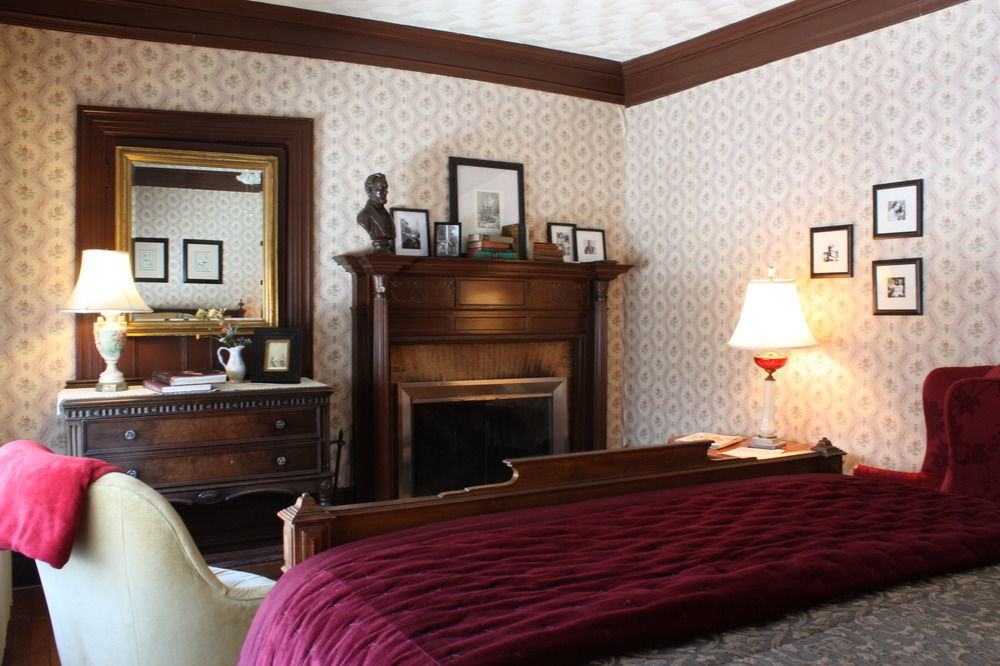 Manor House Bed & Breakfast Norfolk Exterior photo